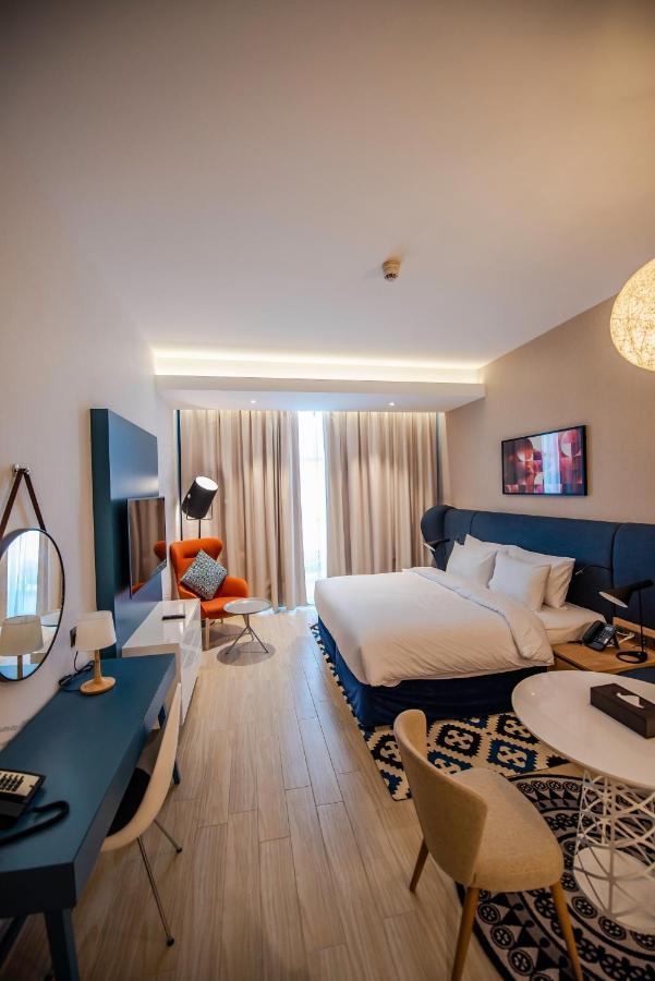 La Vie Gardens Hotel Apartments Dubái Exterior foto